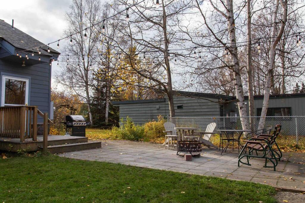 شقة Fireweed Gardens In Roger'S Park أنكوراج المظهر الخارجي الصورة