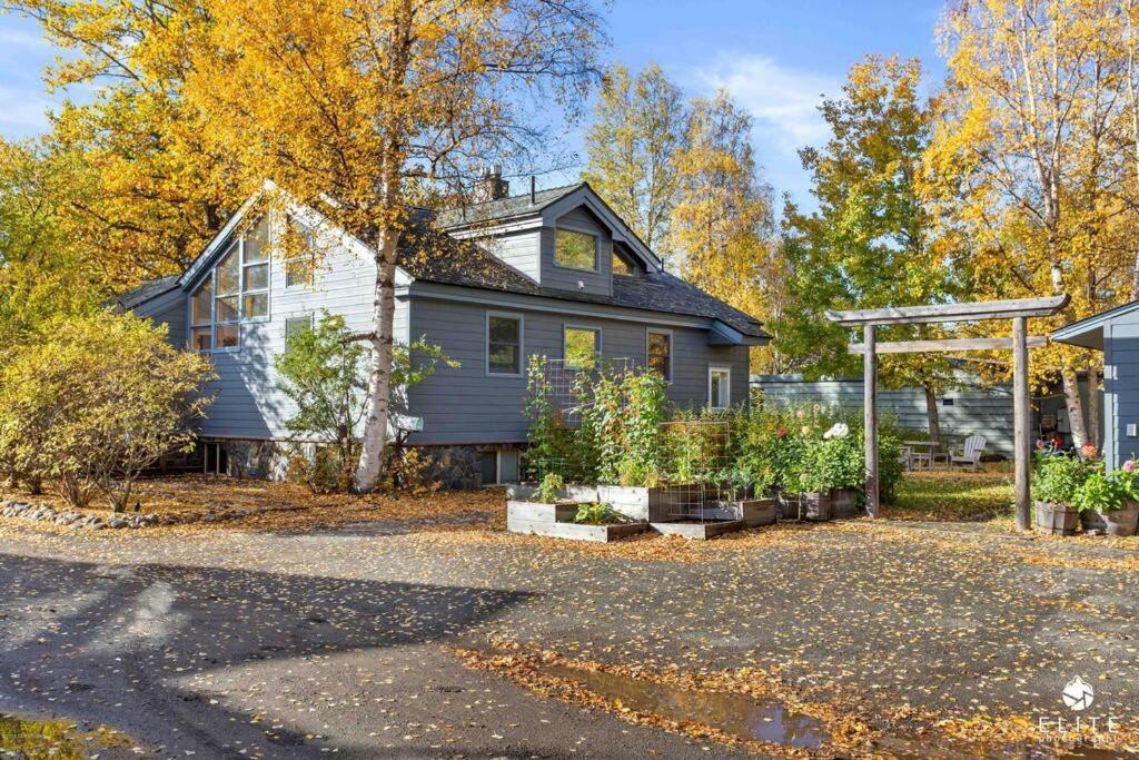 شقة Fireweed Gardens In Roger'S Park أنكوراج المظهر الخارجي الصورة